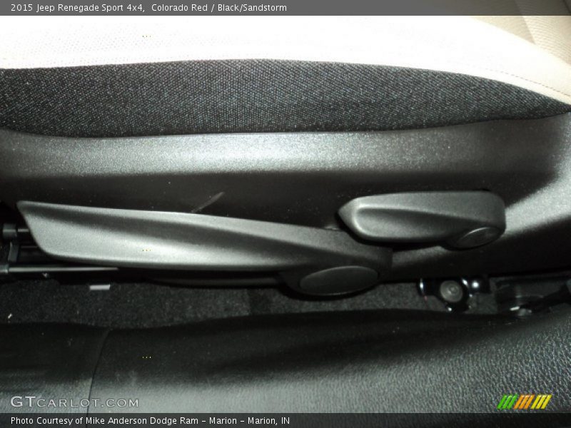 Colorado Red / Black/Sandstorm 2015 Jeep Renegade Sport 4x4