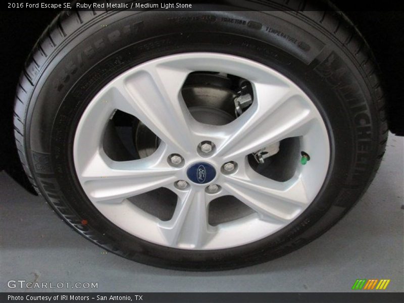  2016 Escape SE Wheel