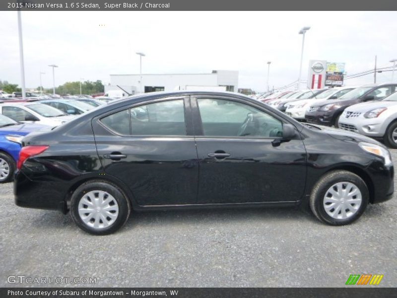 Super Black / Charcoal 2015 Nissan Versa 1.6 S Sedan