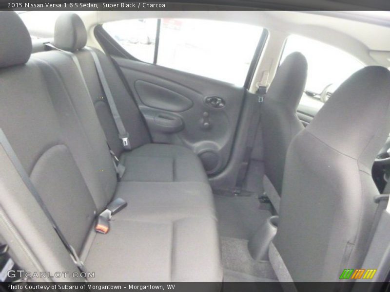 Super Black / Charcoal 2015 Nissan Versa 1.6 S Sedan