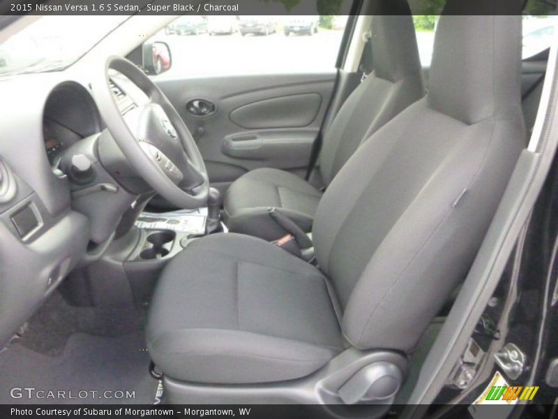 Super Black / Charcoal 2015 Nissan Versa 1.6 S Sedan