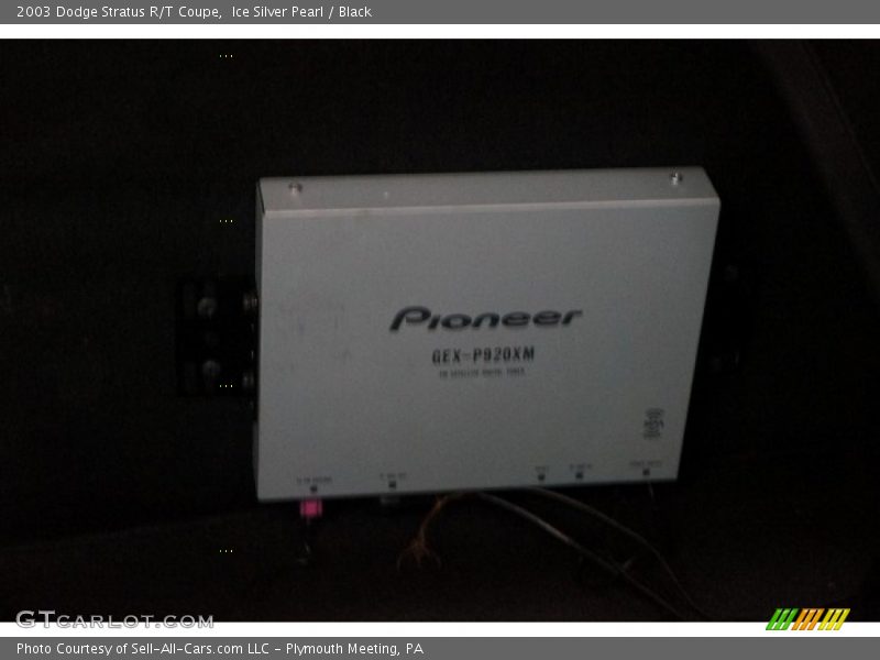 Ice Silver Pearl / Black 2003 Dodge Stratus R/T Coupe