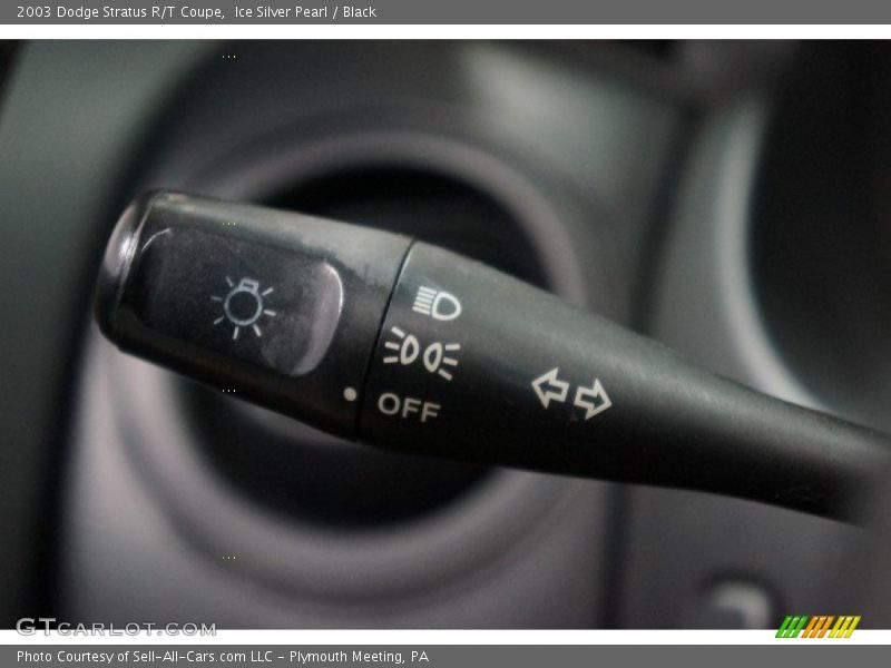 Ice Silver Pearl / Black 2003 Dodge Stratus R/T Coupe