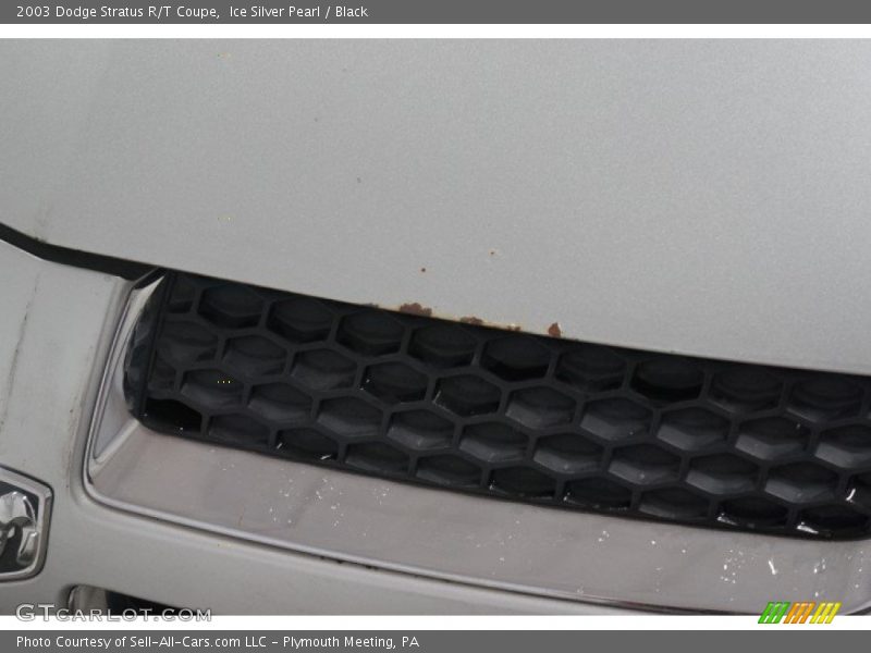 Ice Silver Pearl / Black 2003 Dodge Stratus R/T Coupe