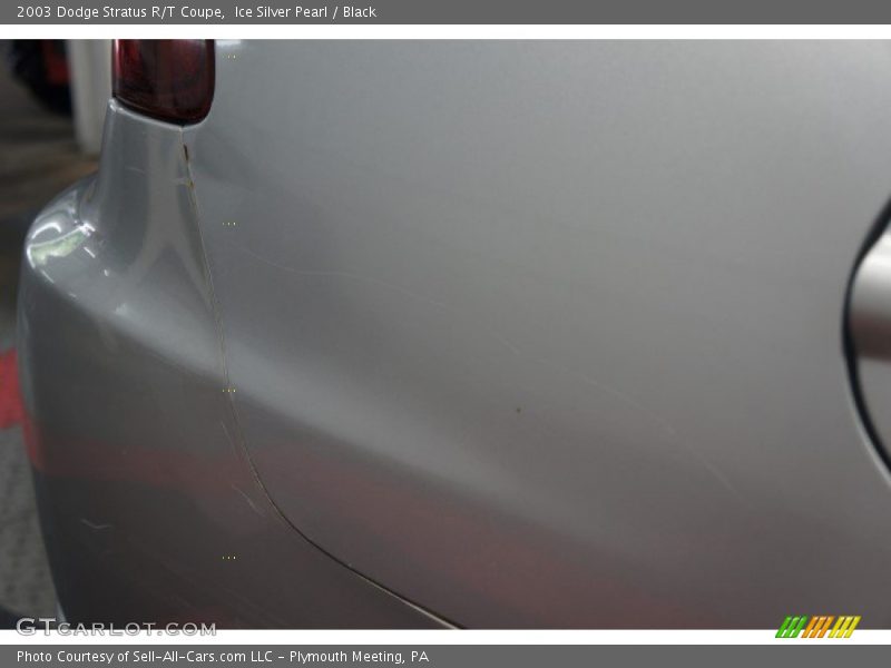 Ice Silver Pearl / Black 2003 Dodge Stratus R/T Coupe