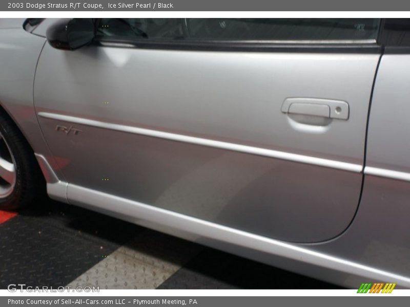Ice Silver Pearl / Black 2003 Dodge Stratus R/T Coupe