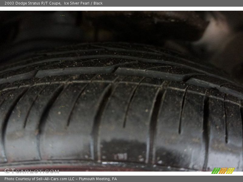 Ice Silver Pearl / Black 2003 Dodge Stratus R/T Coupe
