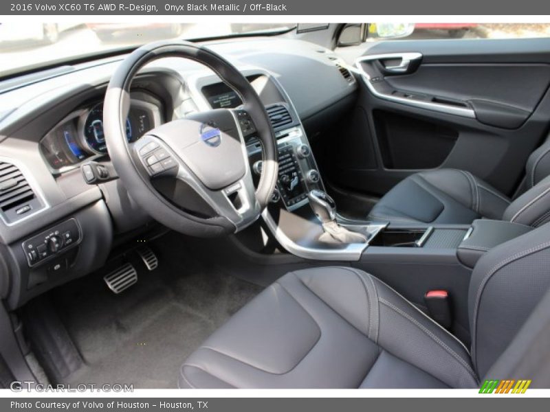 Front Seat of 2016 XC60 T6 AWD R-Design