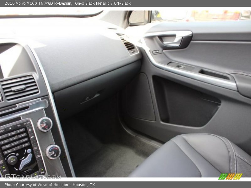 Onyx Black Metallic / Off-Black 2016 Volvo XC60 T6 AWD R-Design
