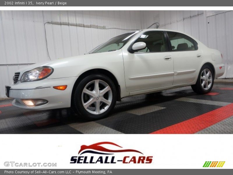 Ivory Pearl / Beige 2002 Infiniti I 35
