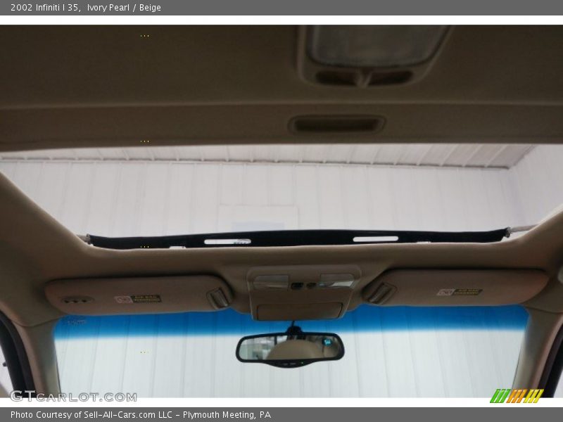 Ivory Pearl / Beige 2002 Infiniti I 35
