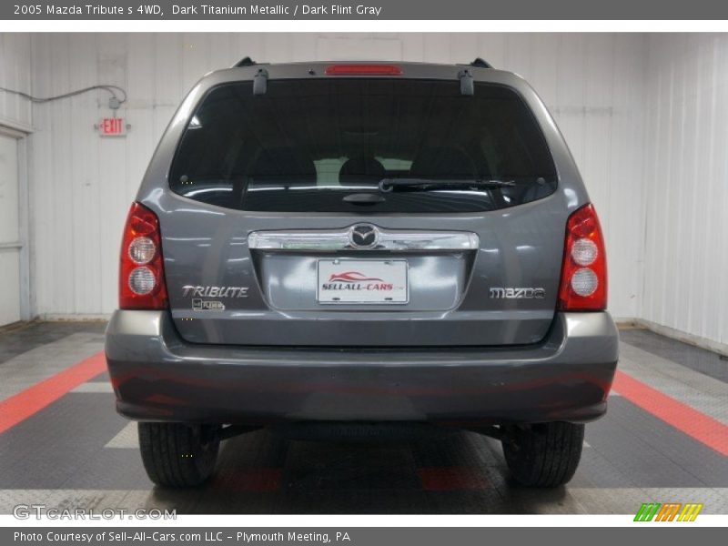 Dark Titanium Metallic / Dark Flint Gray 2005 Mazda Tribute s 4WD