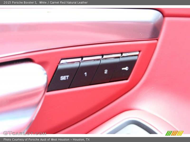White / Garnet Red Natural Leather 2015 Porsche Boxster S