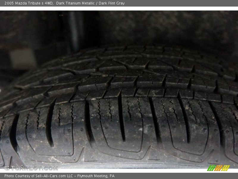 Dark Titanium Metallic / Dark Flint Gray 2005 Mazda Tribute s 4WD