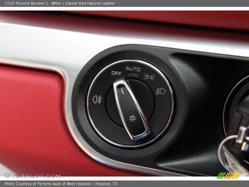 White / Garnet Red Natural Leather 2015 Porsche Boxster S