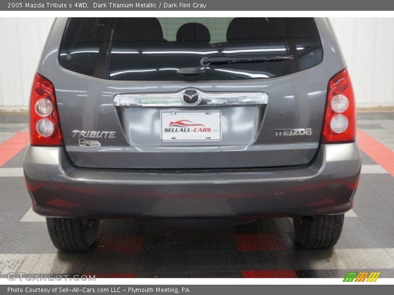 Dark Titanium Metallic / Dark Flint Gray 2005 Mazda Tribute s 4WD