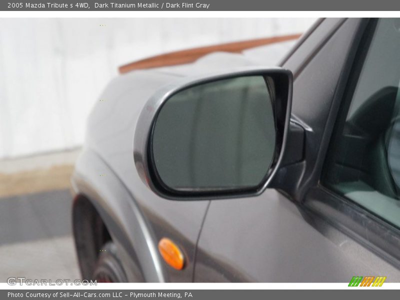 Dark Titanium Metallic / Dark Flint Gray 2005 Mazda Tribute s 4WD
