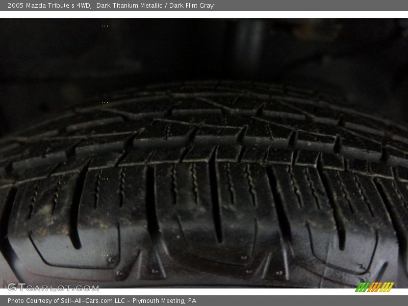Dark Titanium Metallic / Dark Flint Gray 2005 Mazda Tribute s 4WD