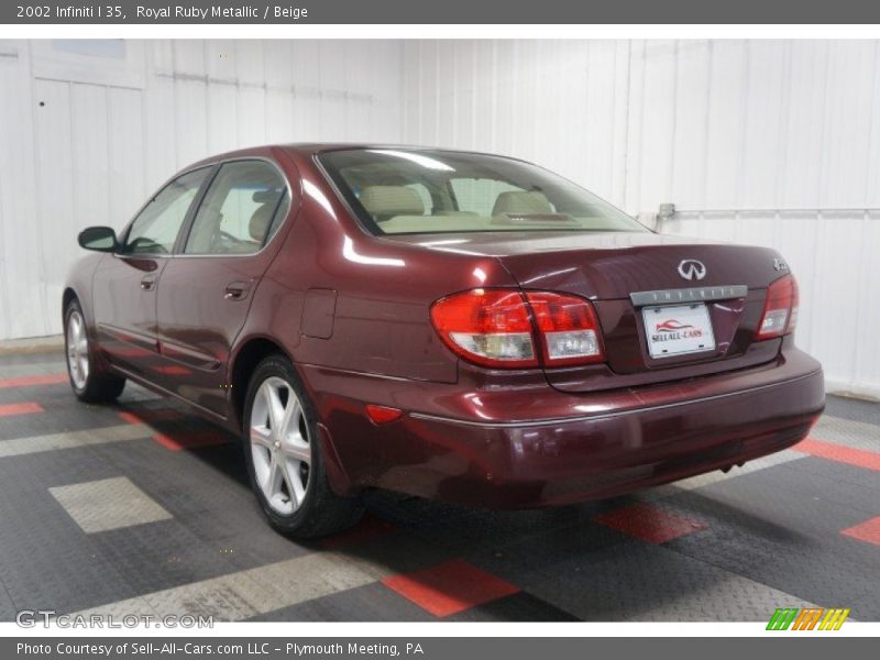 Royal Ruby Metallic / Beige 2002 Infiniti I 35