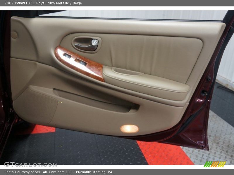 Royal Ruby Metallic / Beige 2002 Infiniti I 35
