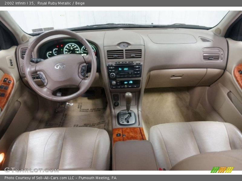 Royal Ruby Metallic / Beige 2002 Infiniti I 35