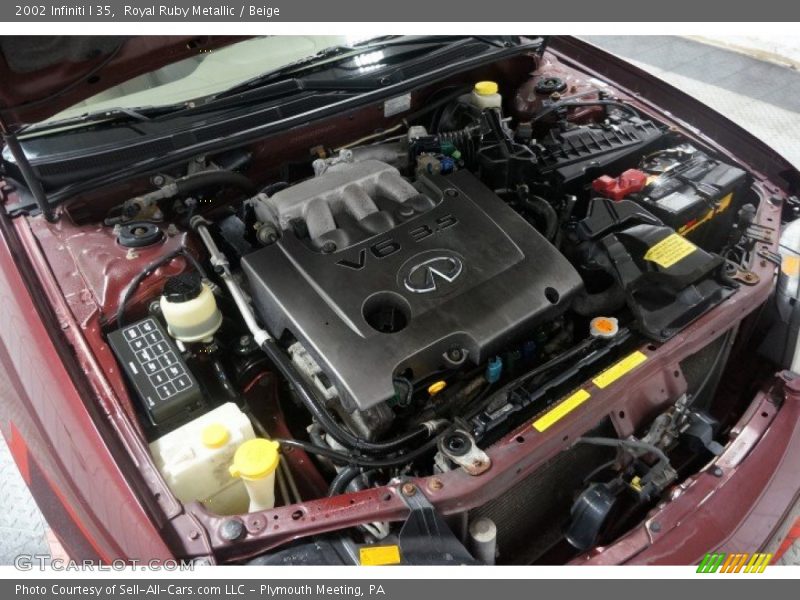 Royal Ruby Metallic / Beige 2002 Infiniti I 35