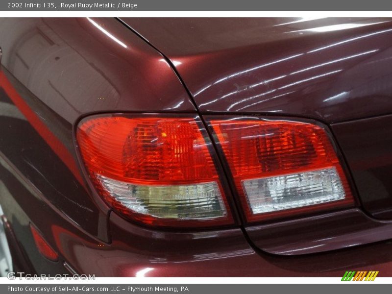Royal Ruby Metallic / Beige 2002 Infiniti I 35