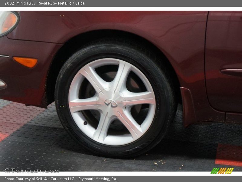 Royal Ruby Metallic / Beige 2002 Infiniti I 35