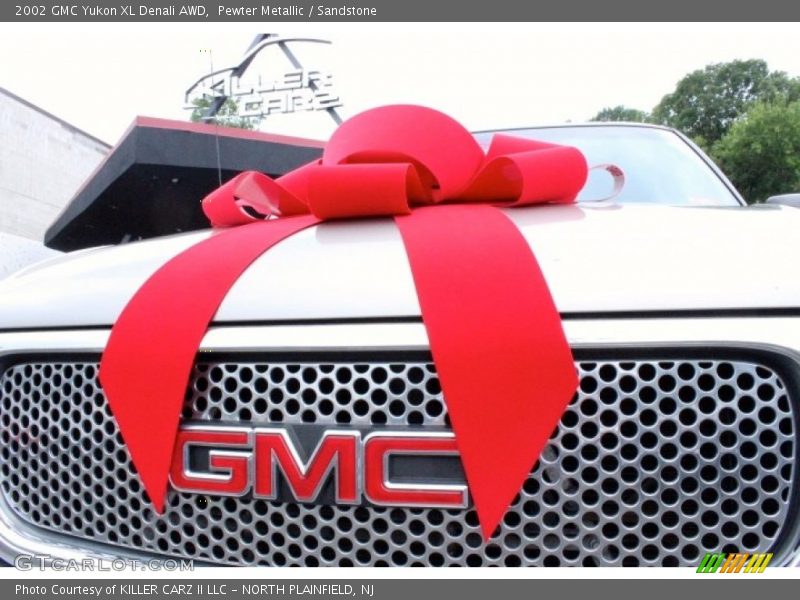 Pewter Metallic / Sandstone 2002 GMC Yukon XL Denali AWD