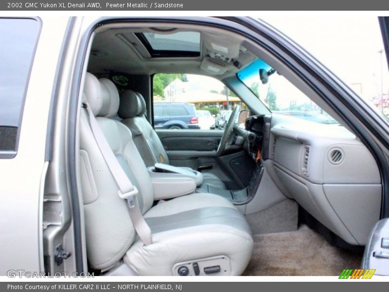 Pewter Metallic / Sandstone 2002 GMC Yukon XL Denali AWD