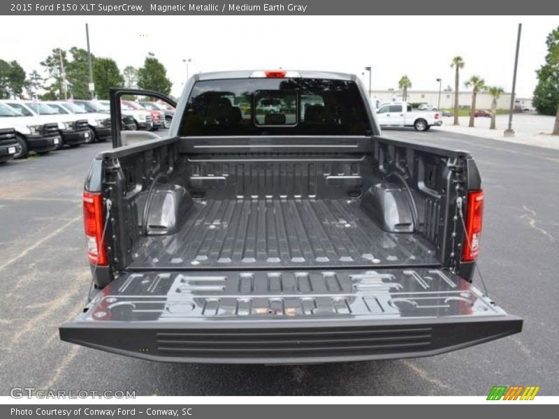 Magnetic Metallic / Medium Earth Gray 2015 Ford F150 XLT SuperCrew