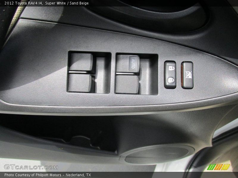 Super White / Sand Beige 2012 Toyota RAV4 I4