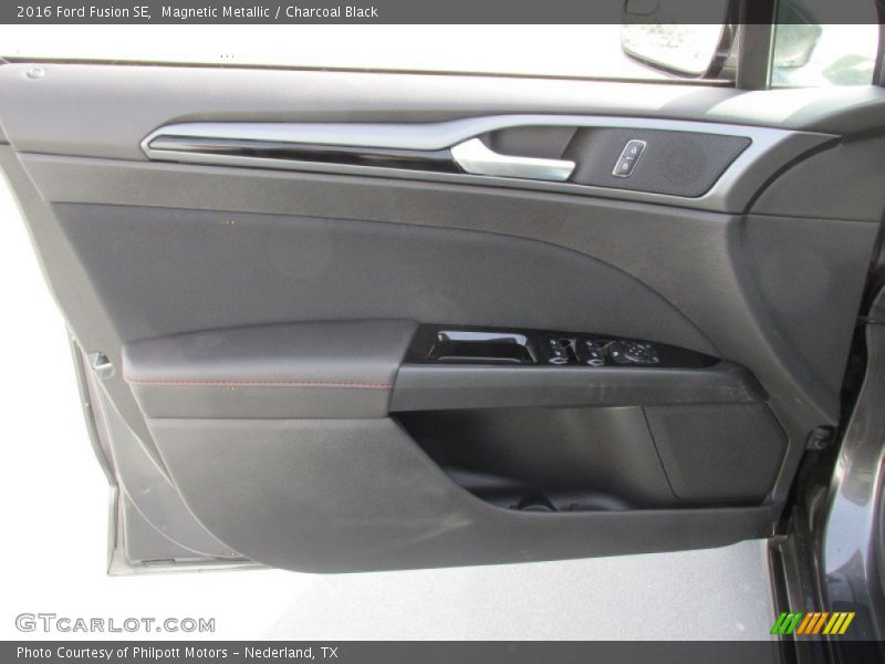 Magnetic Metallic / Charcoal Black 2016 Ford Fusion SE