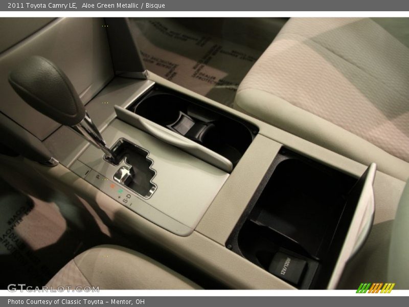 Aloe Green Metallic / Bisque 2011 Toyota Camry LE