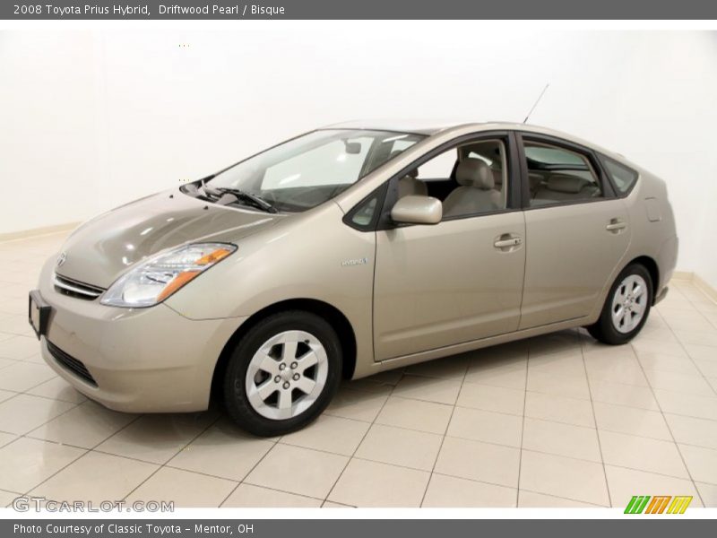 Front 3/4 View of 2008 Prius Hybrid
