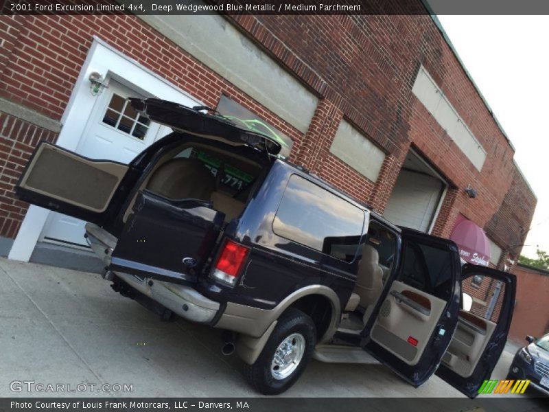 Deep Wedgewood Blue Metallic / Medium Parchment 2001 Ford Excursion Limited 4x4