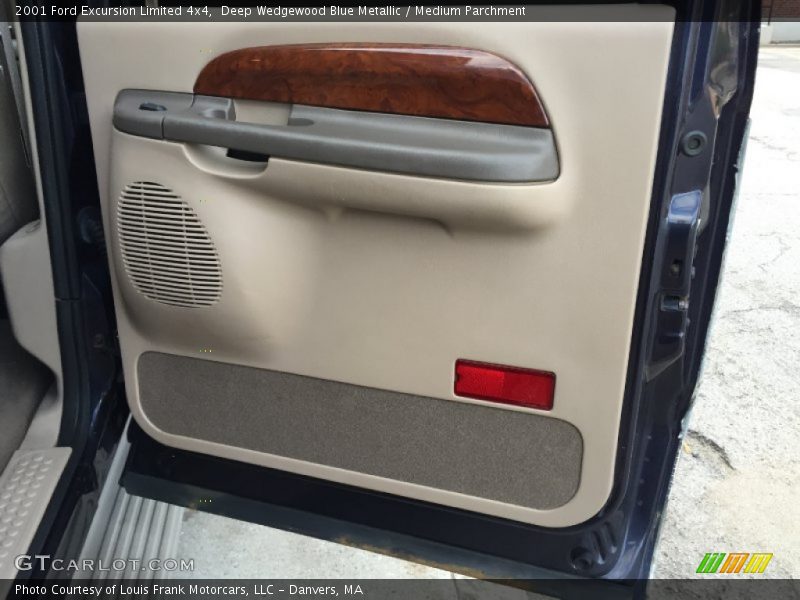 Deep Wedgewood Blue Metallic / Medium Parchment 2001 Ford Excursion Limited 4x4