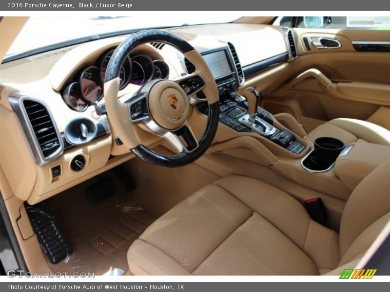 Luxor Beige Interior - 2016 Cayenne  