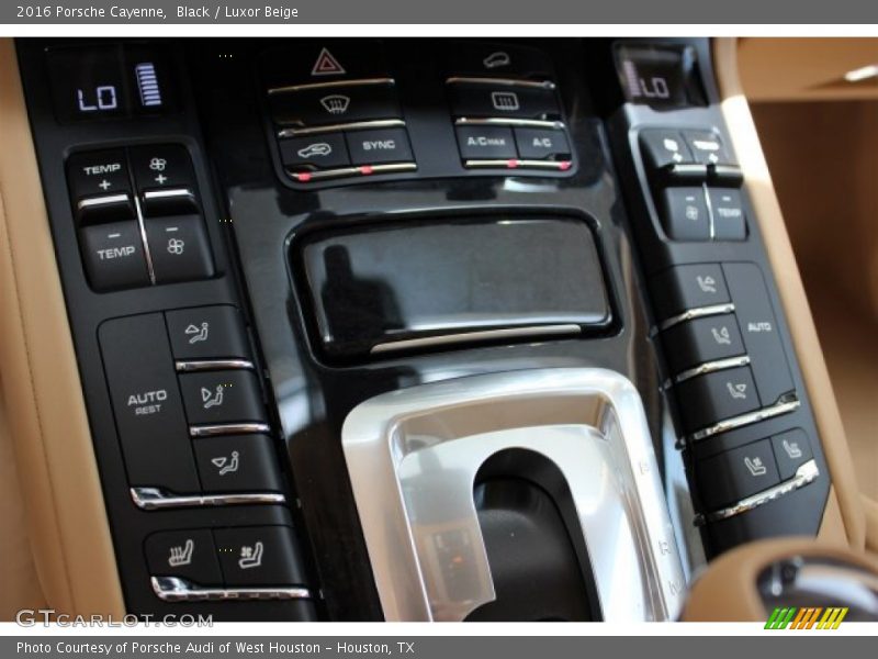 Black / Luxor Beige 2016 Porsche Cayenne