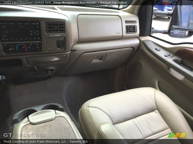 Deep Wedgewood Blue Metallic / Medium Parchment 2001 Ford Excursion Limited 4x4