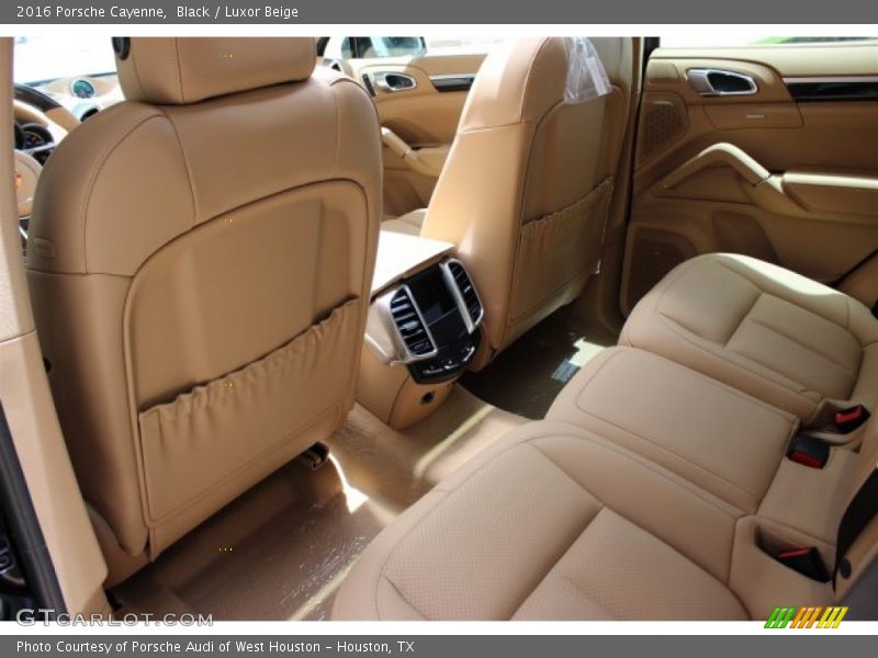 Black / Luxor Beige 2016 Porsche Cayenne