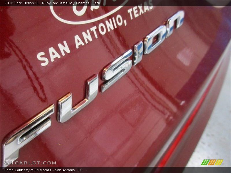 Ruby Red Metallic / Charcoal Black 2016 Ford Fusion SE