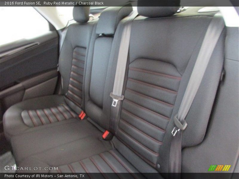 Ruby Red Metallic / Charcoal Black 2016 Ford Fusion SE