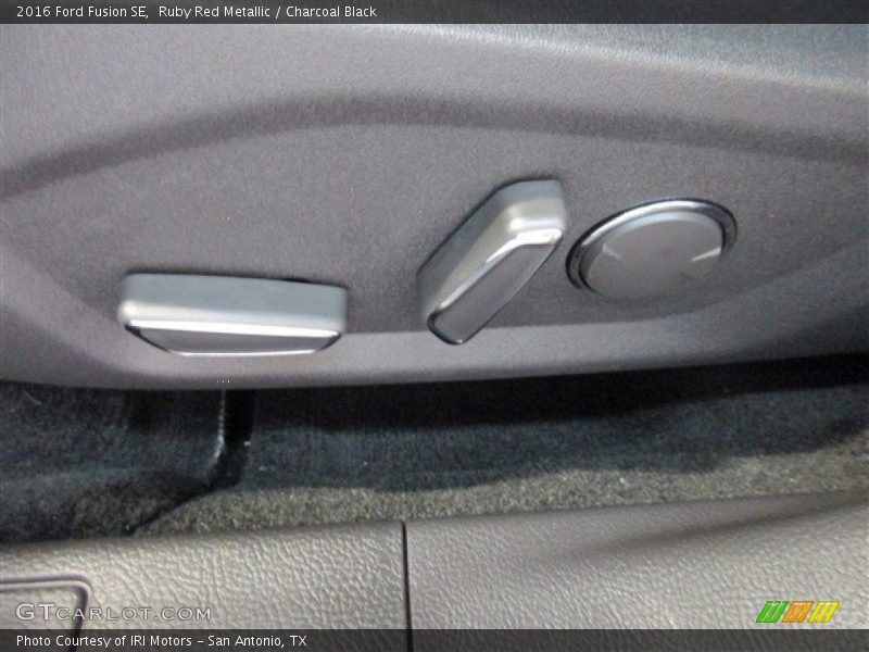 Ruby Red Metallic / Charcoal Black 2016 Ford Fusion SE