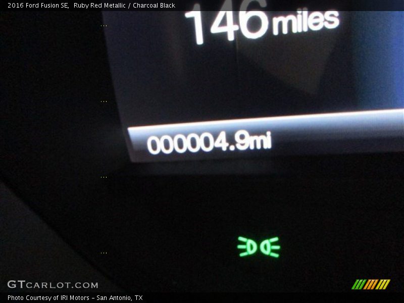 Ruby Red Metallic / Charcoal Black 2016 Ford Fusion SE