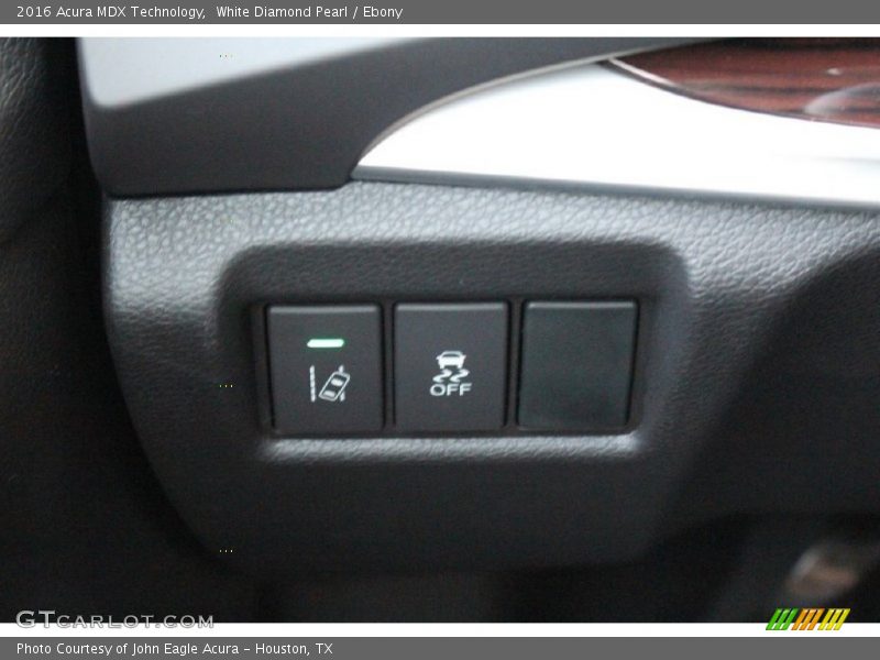 White Diamond Pearl / Ebony 2016 Acura MDX Technology