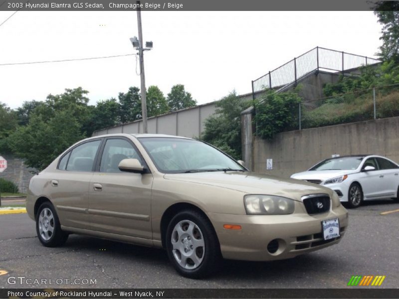 Champagne Beige / Beige 2003 Hyundai Elantra GLS Sedan