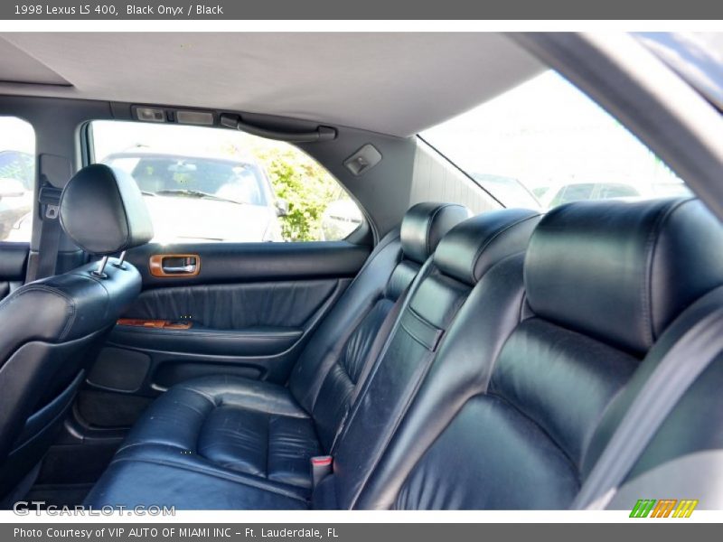 Black Onyx / Black 1998 Lexus LS 400