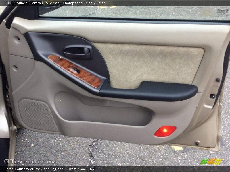 Champagne Beige / Beige 2003 Hyundai Elantra GLS Sedan