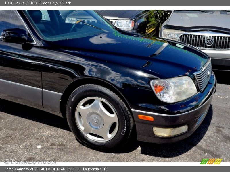 Black Onyx / Black 1998 Lexus LS 400